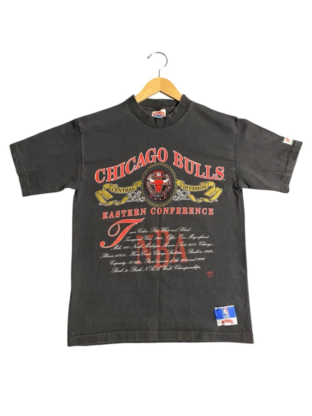 Vintage 90’s Men’s Nutmeg Mills Chicago Bulls Eastern Conference T-Shirt
